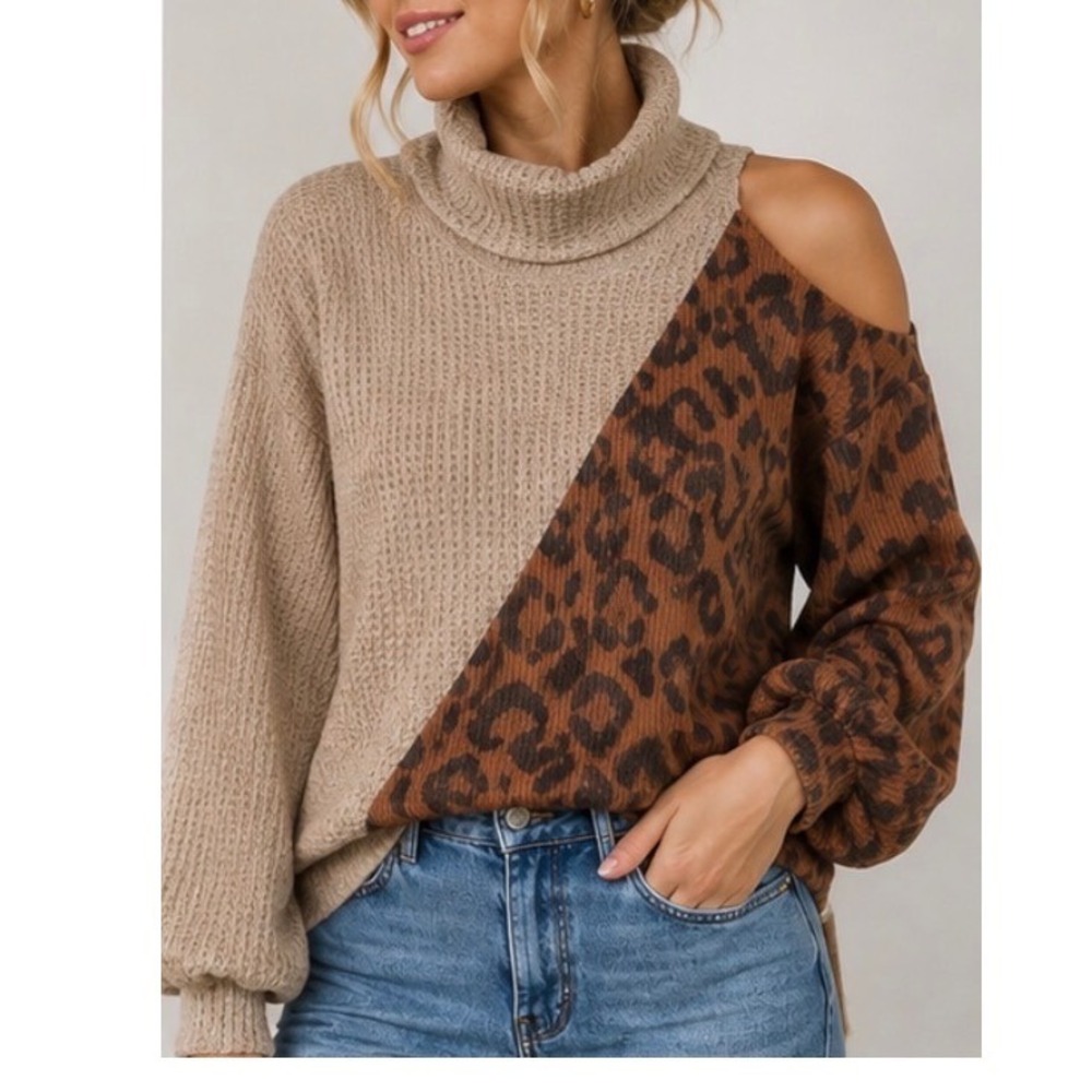BKE Womens Leopard Waffle Knit Cold Shoulder Turtleneck Sweater Tan Small
